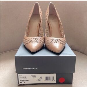 Great condition Vince Camuto laser cut heels